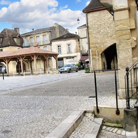 Studio Confortable Pres De Beaumont Du Perigord 60 M² Cheminee Luaran gambar